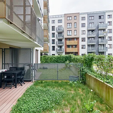 Swistackiego With Free Garage By Renters Wrocław